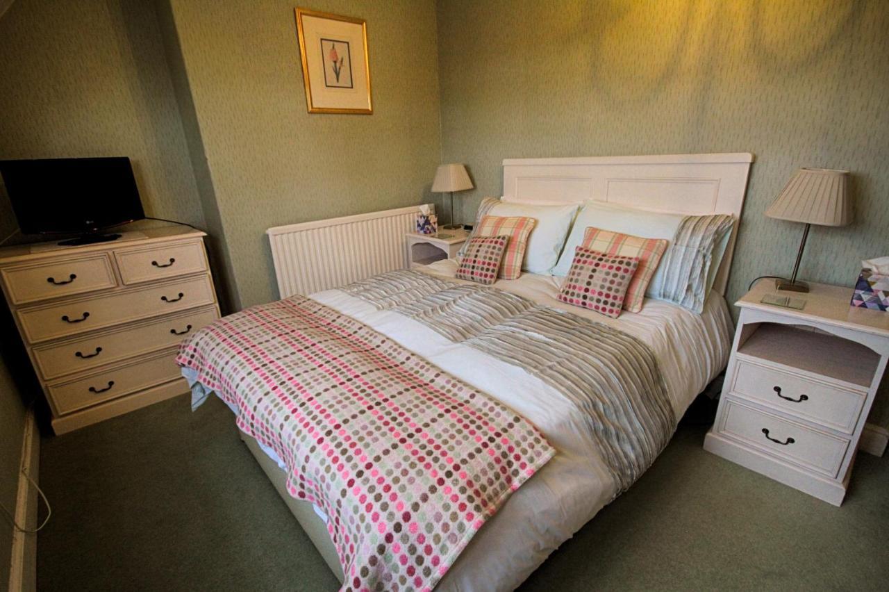Holcombe House Guest House ลันดิดโน ภายนอก รูปภาพ