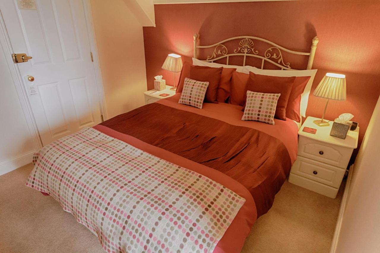 Holcombe House Guest House ลันดิดโน ภายนอก รูปภาพ