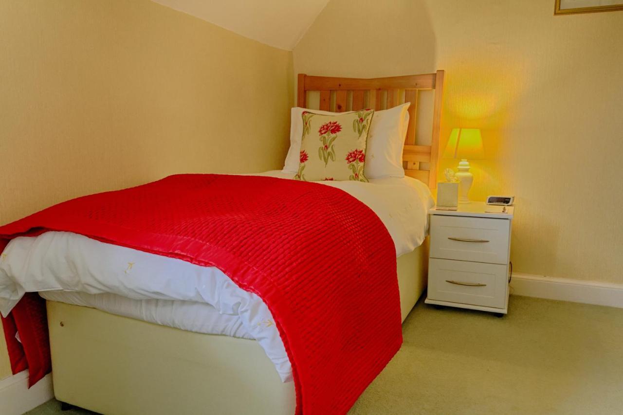 Holcombe House Guest House ลันดิดโน ภายนอก รูปภาพ