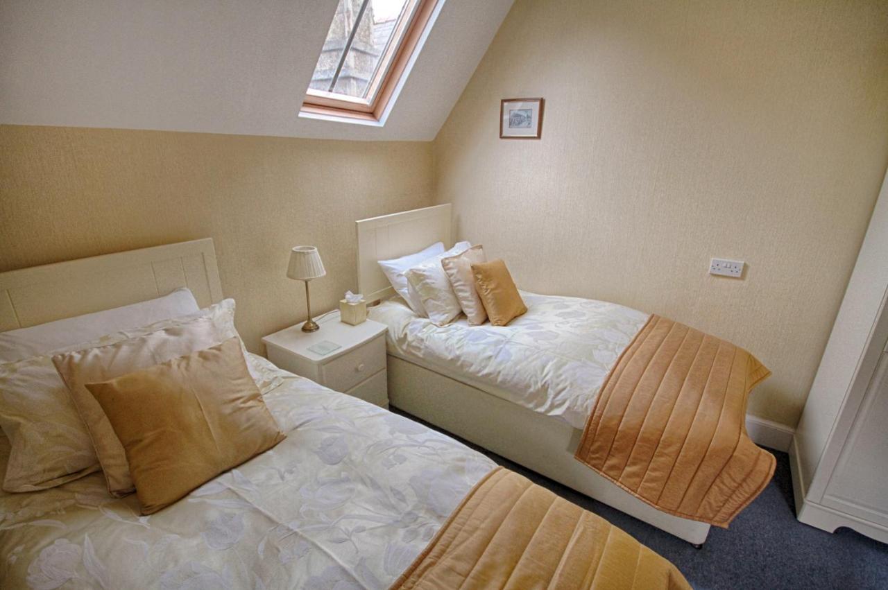 Holcombe House Guest House ลันดิดโน ภายนอก รูปภาพ